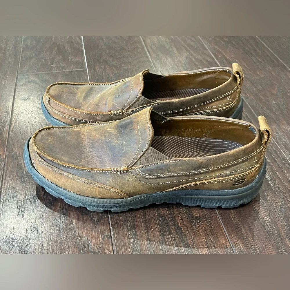 Skechers Superior Gains Slip On Loafer, Brown Men Size 9